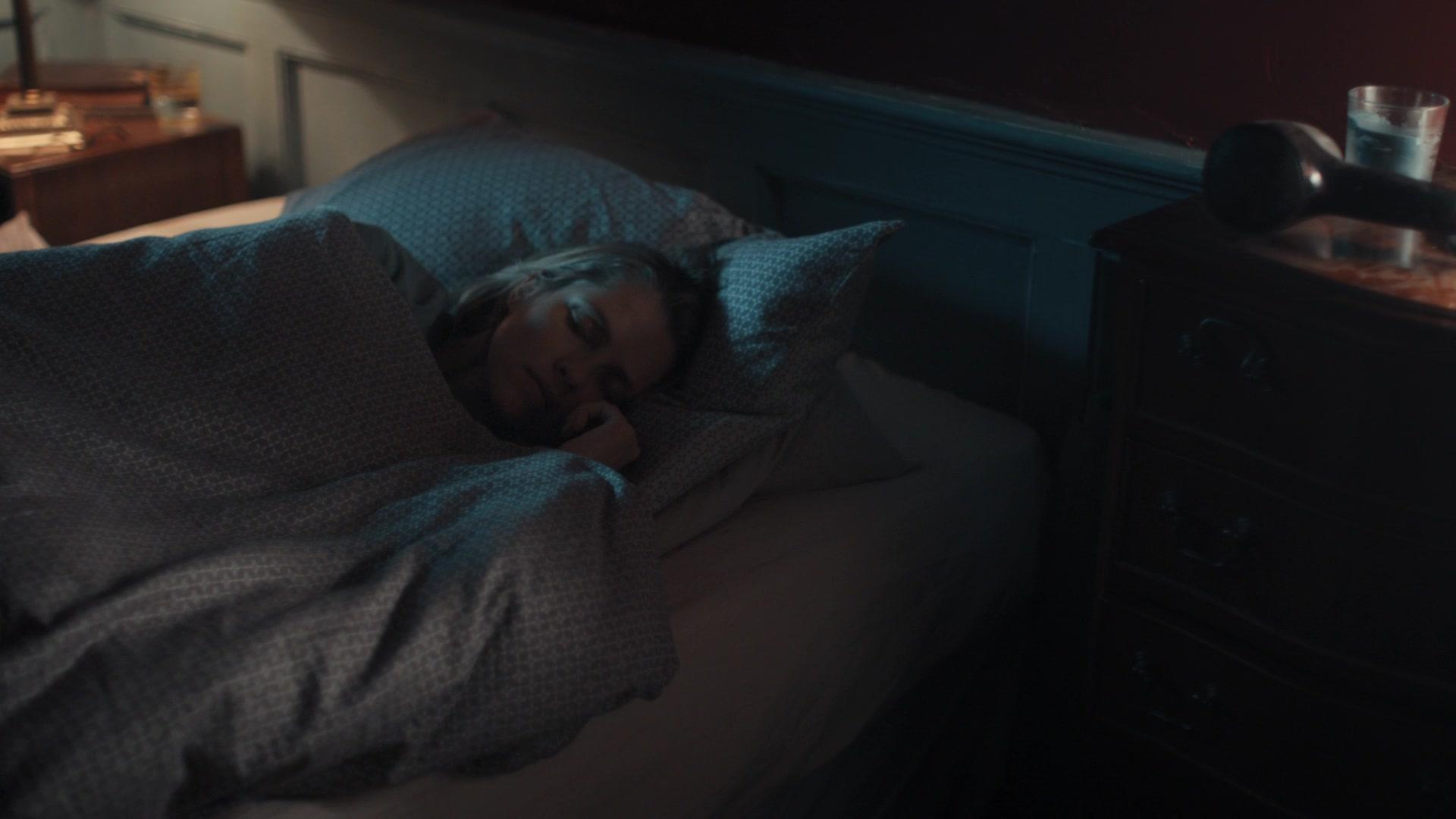 A_Discovery_of_Witches_S01E03_1080p_ATP_5614.jpg A_Discovery_of_Witches_S01E03_1080p_ATP_5614.jpg