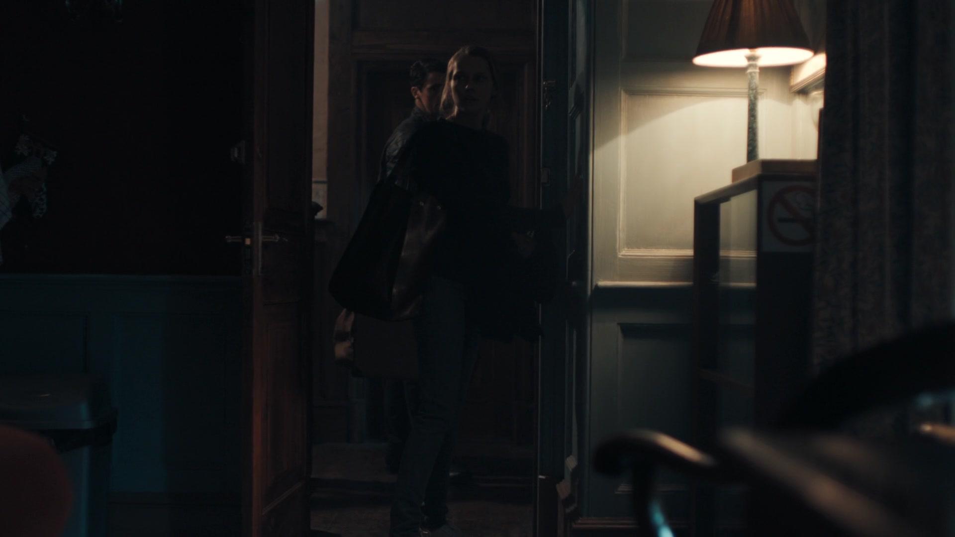 A_Discovery_of_Witches_S01E03_1080p_ATP_6029.jpg A_Discovery_of_Witches_S01E03_1080p_ATP_6029.jpg