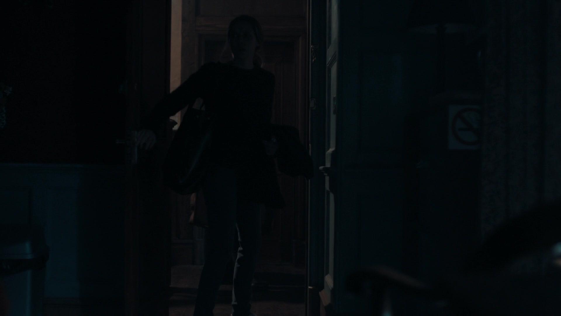 A_Discovery_of_Witches_S01E03_1080p_ATP_6033.jpg A_Discovery_of_Witches_S01E03_1080p_ATP_6033.jpg