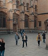 A_Discovery_of_Witches_S01E03_1080p_ATP_4917.jpg