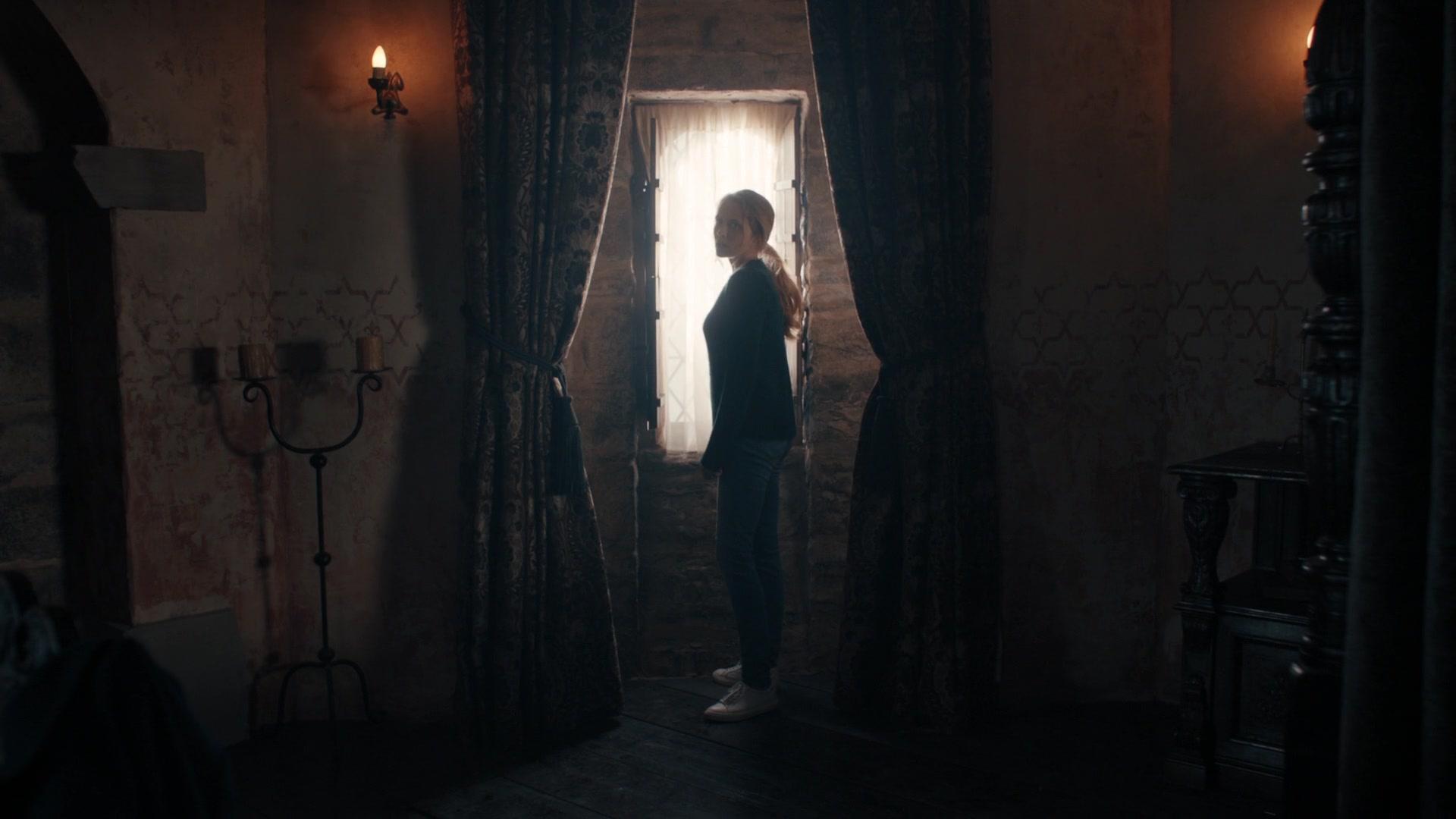 A_Discovery_of_Witches_S01E04_1080p_ATP_0497.jpg