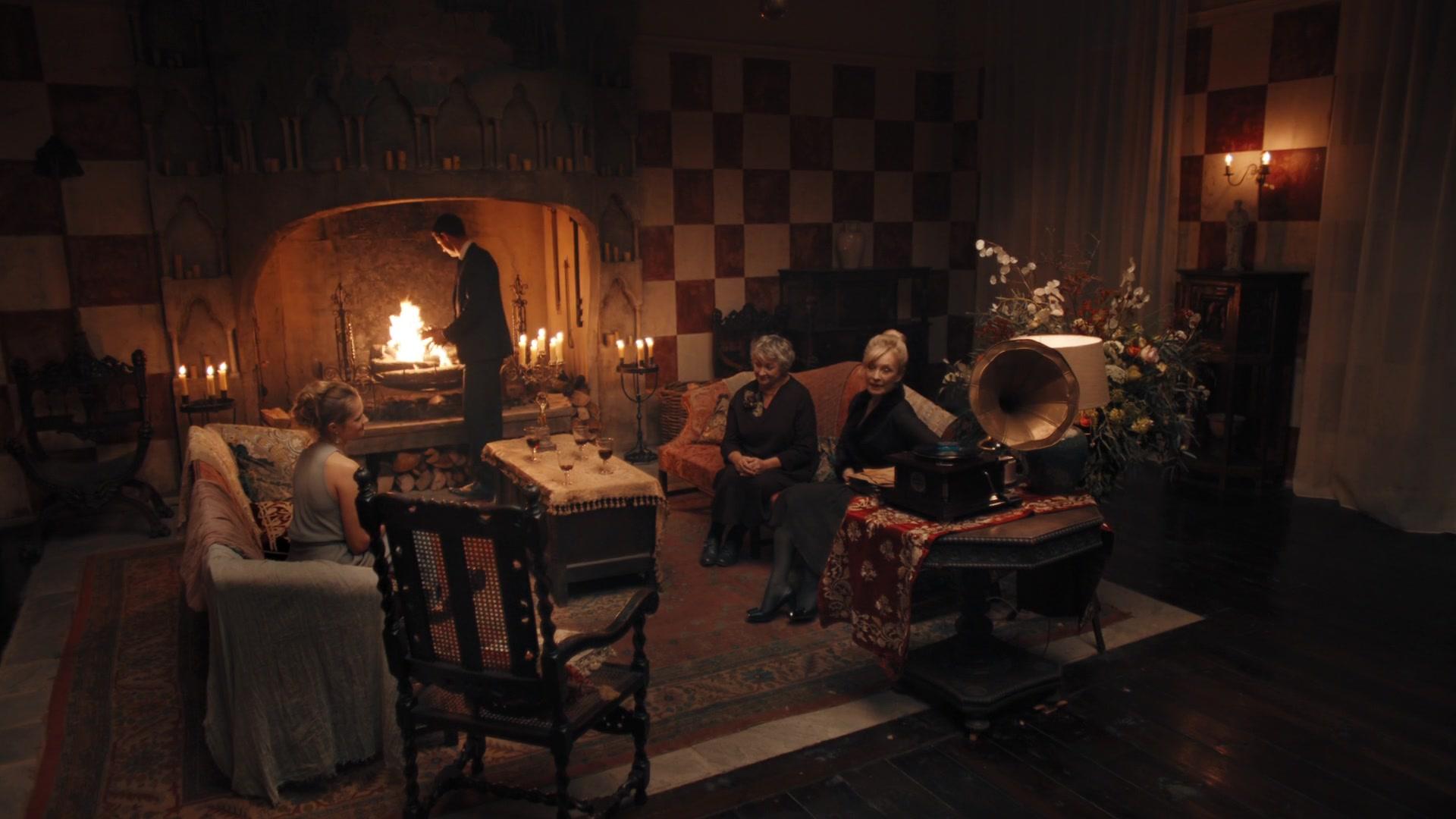 A_Discovery_of_Witches_S01E04_1080p_ATP_4107.jpg