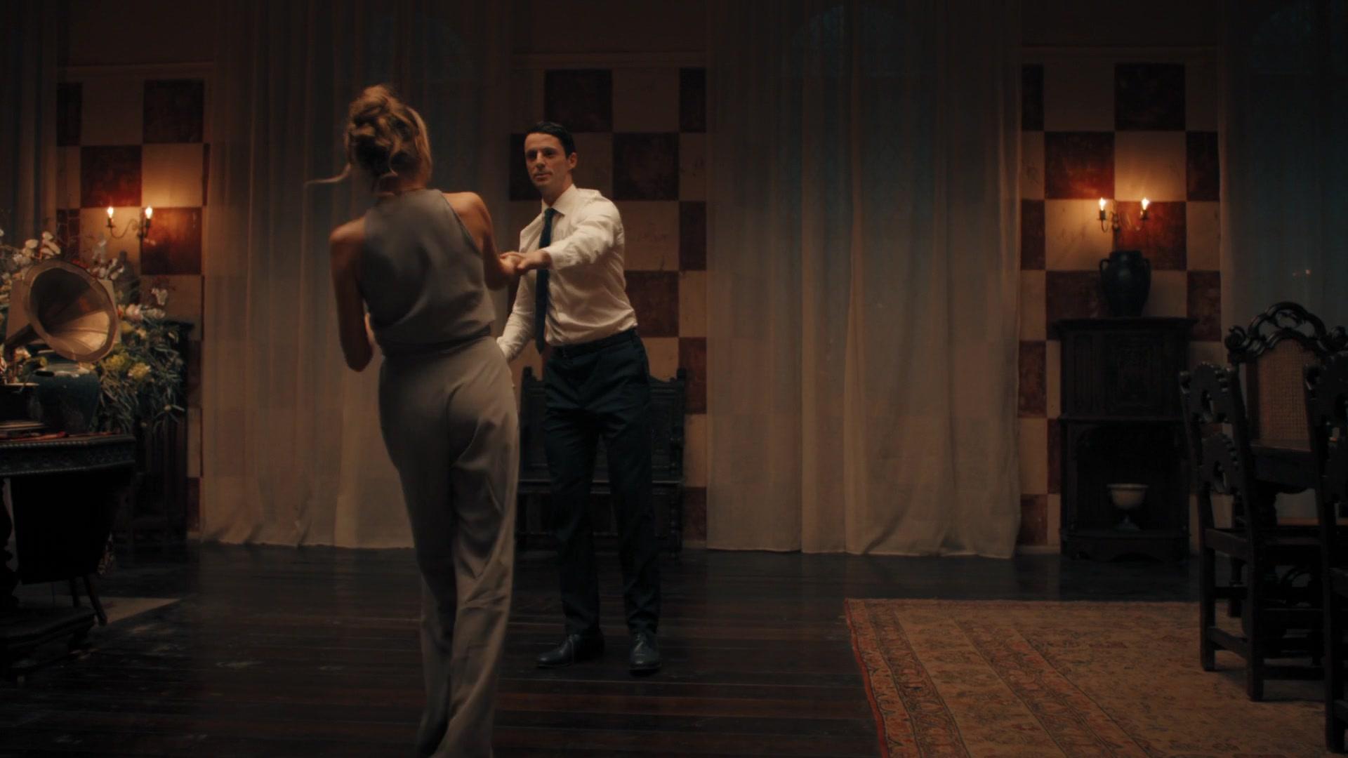 A_Discovery_of_Witches_S01E04_1080p_ATP_4367.jpg