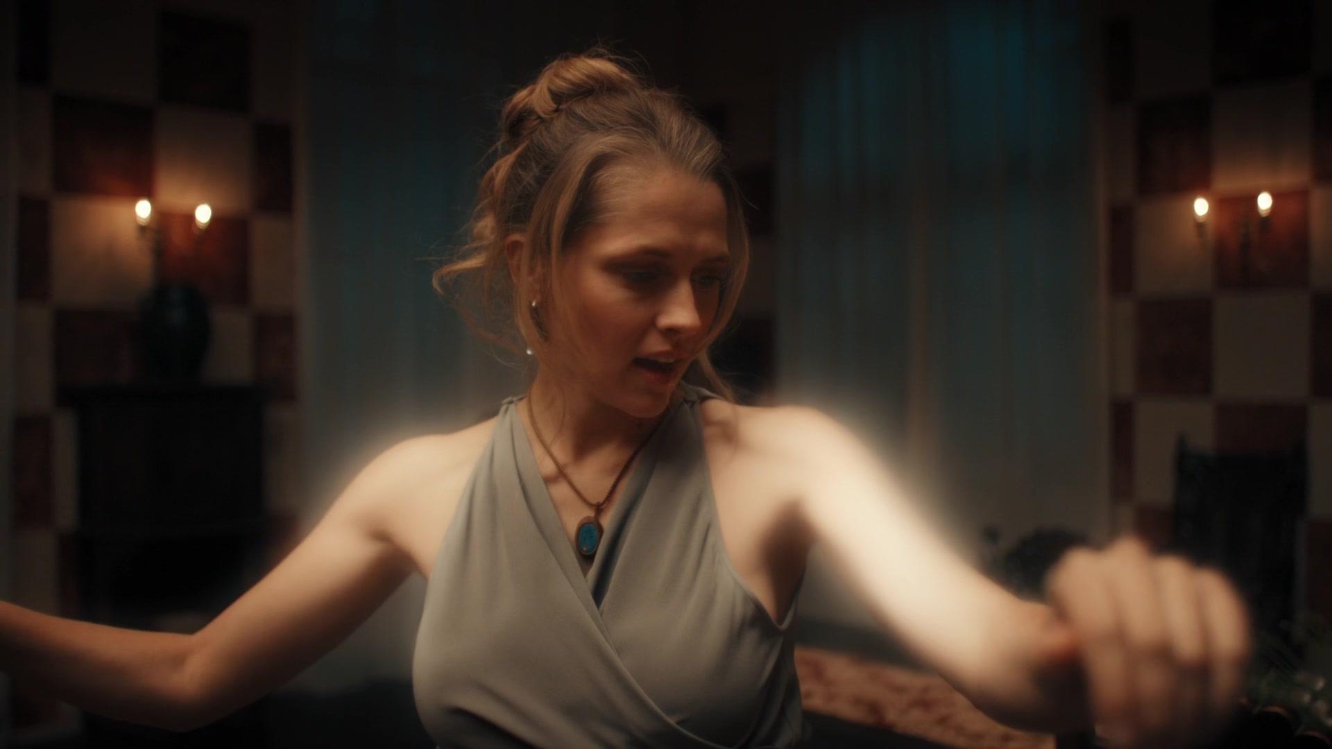 A_Discovery_of_Witches_S01E04_1080p_ATP_4477.jpg