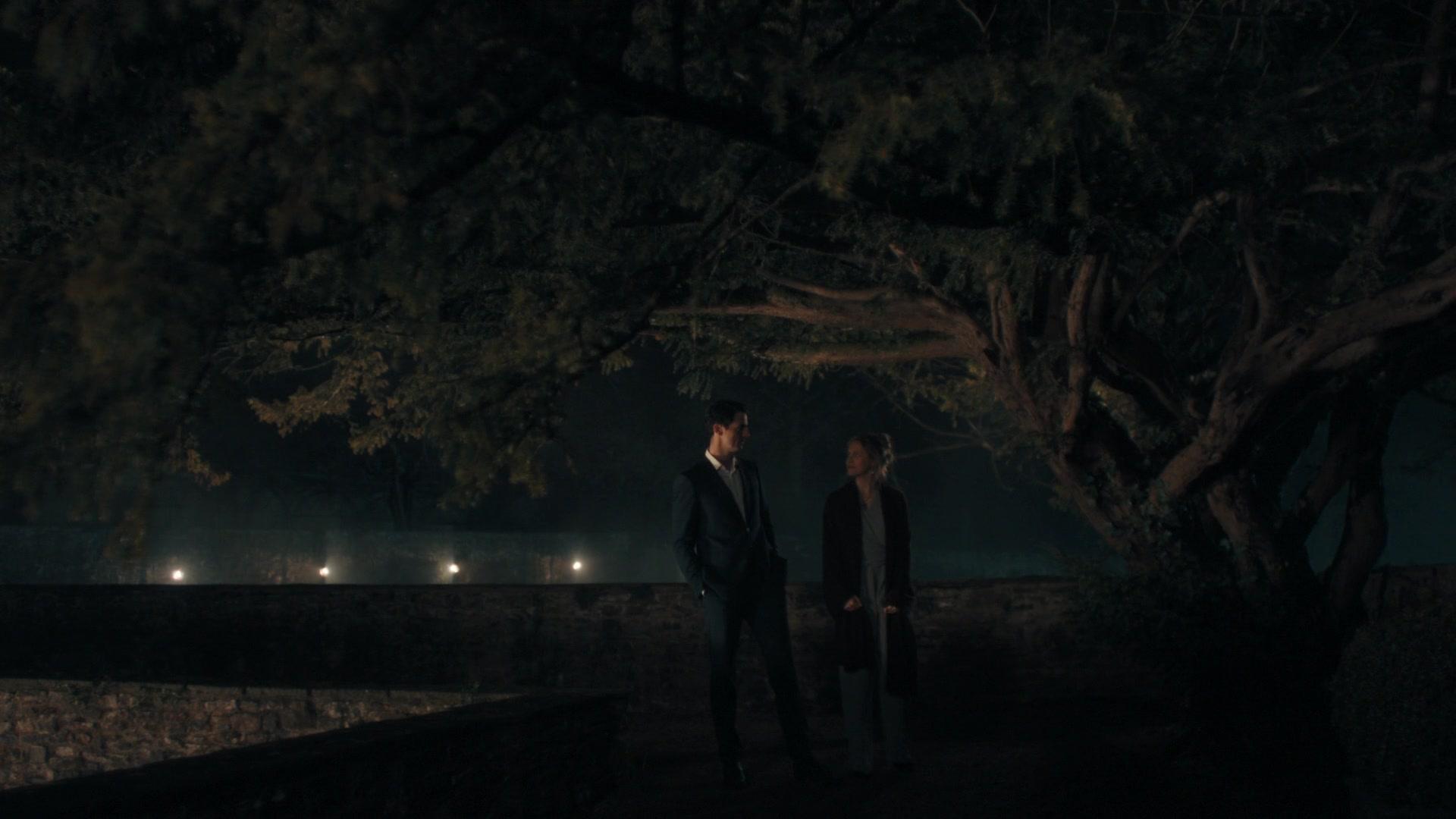A_Discovery_of_Witches_S01E04_1080p_ATP_4523.jpg