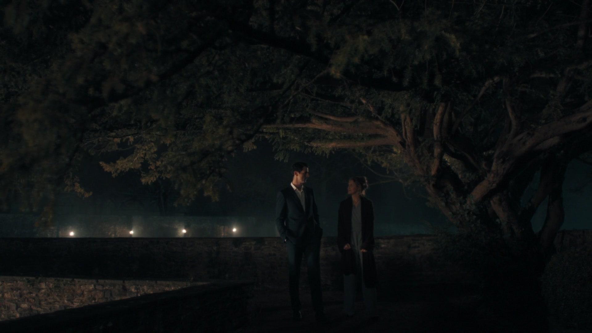 A_Discovery_of_Witches_S01E04_1080p_ATP_4524.jpg