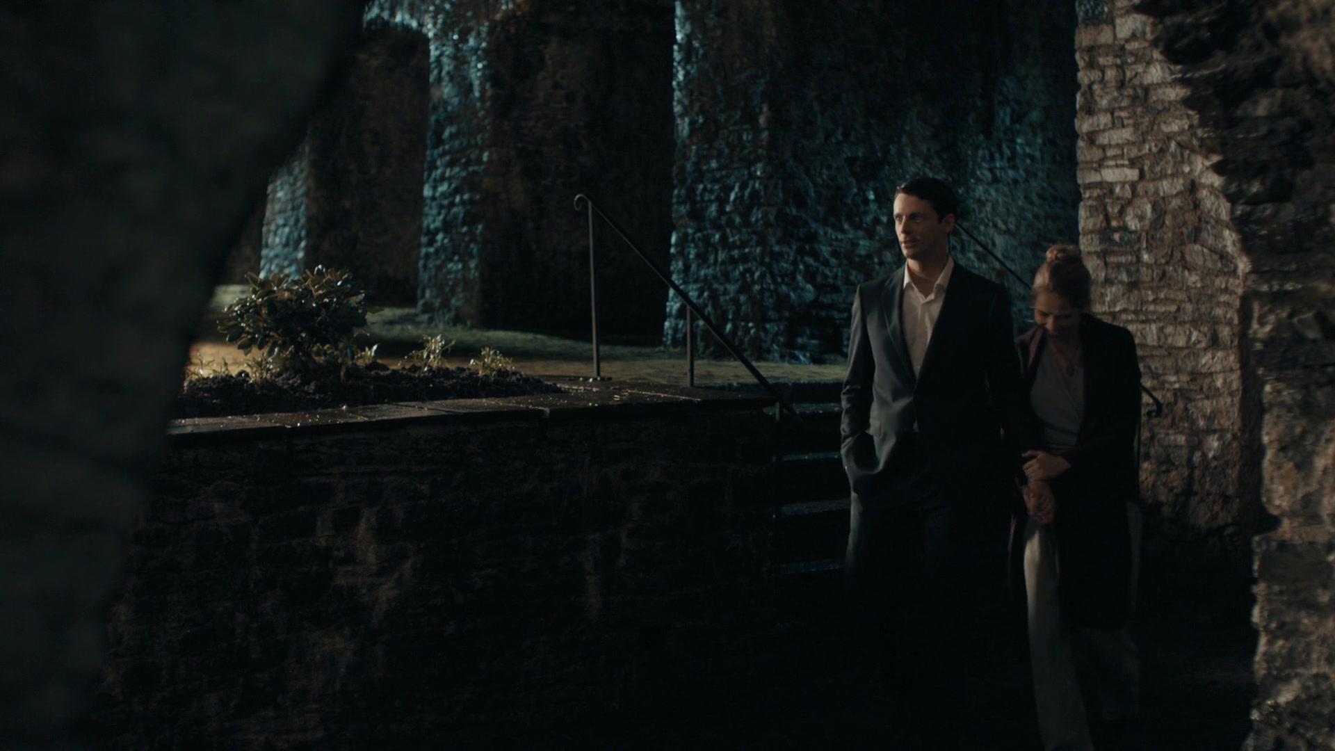 A_Discovery_of_Witches_S01E04_1080p_ATP_4844.jpg