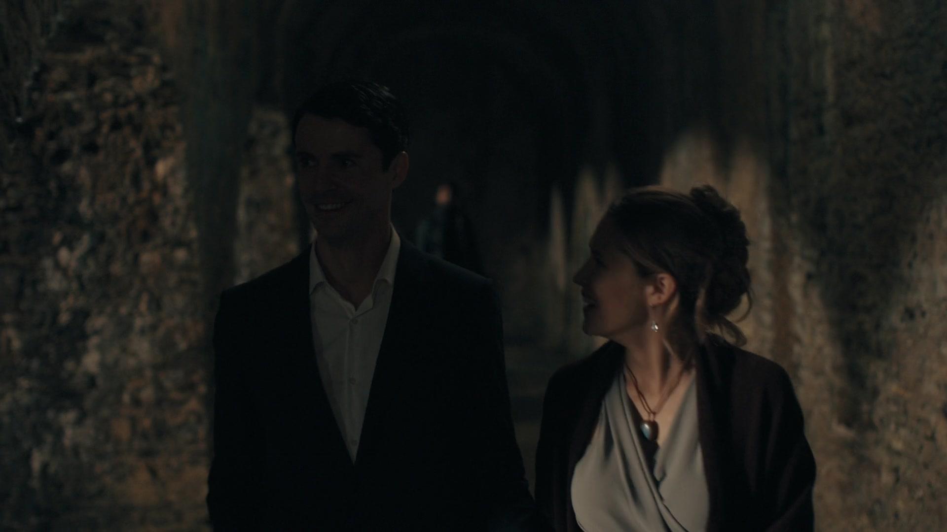 A_Discovery_of_Witches_S01E04_1080p_ATP_4875.jpg