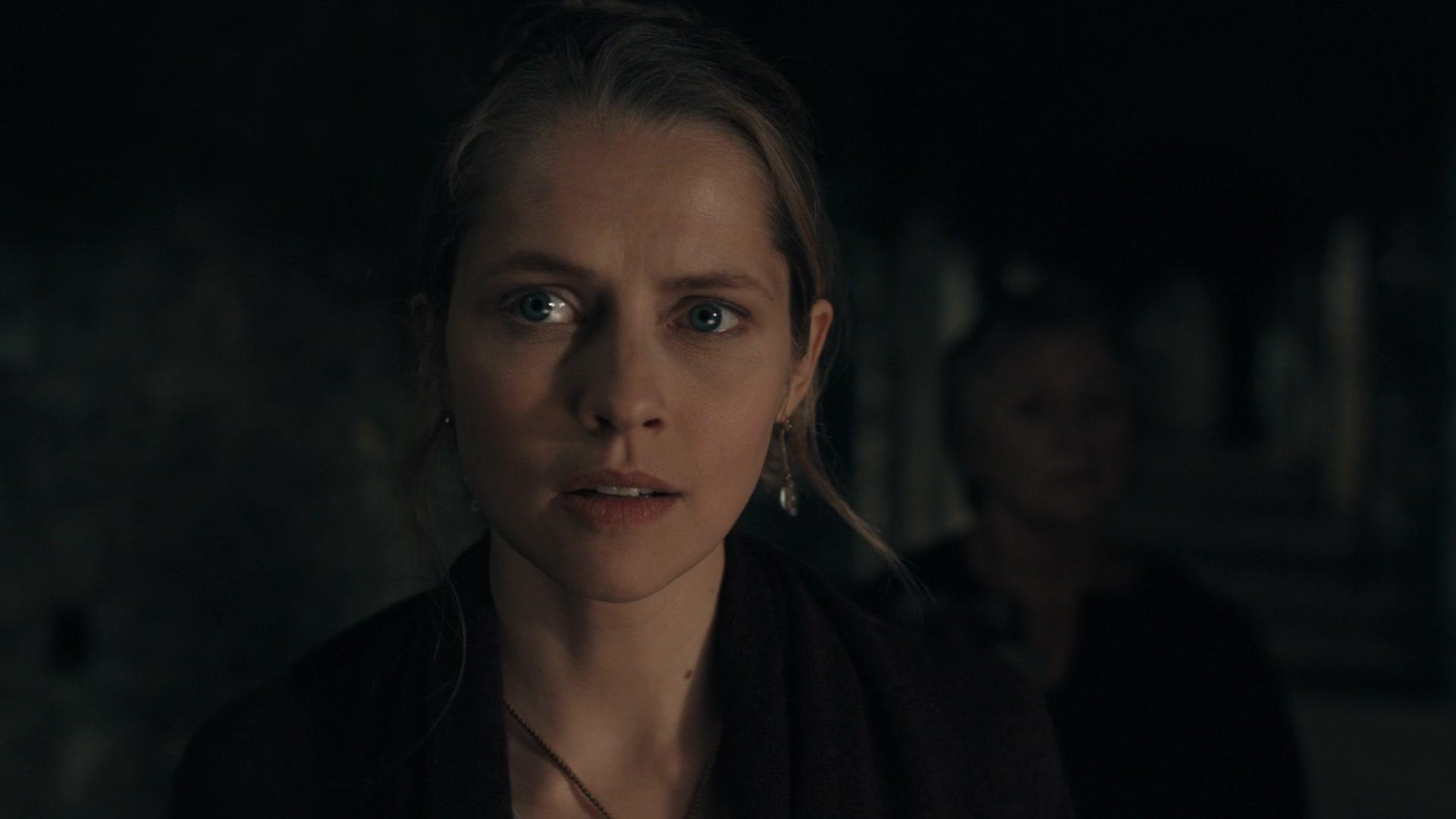 A_Discovery_of_Witches_S01E04_1080p_ATP_5128.jpg A_Discovery_of_Witches_S01E04_1080p_ATP_5128.jpg