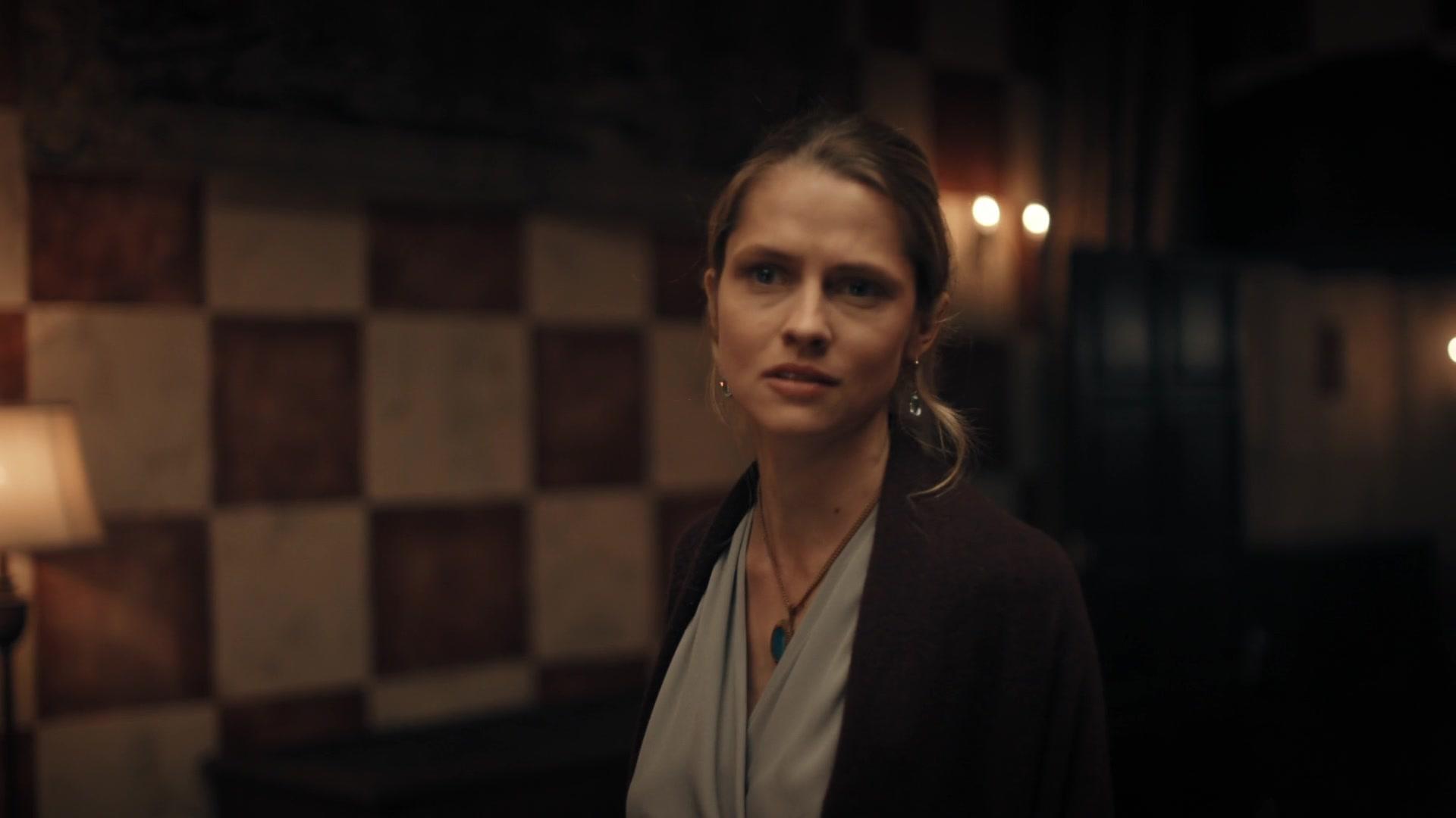 A_Discovery_of_Witches_S01E04_1080p_ATP_5607.jpg