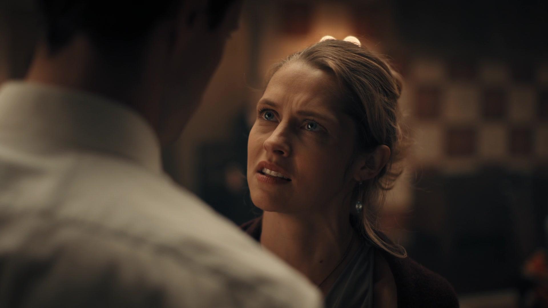 A_Discovery_of_Witches_S01E04_1080p_ATP_5712.jpg