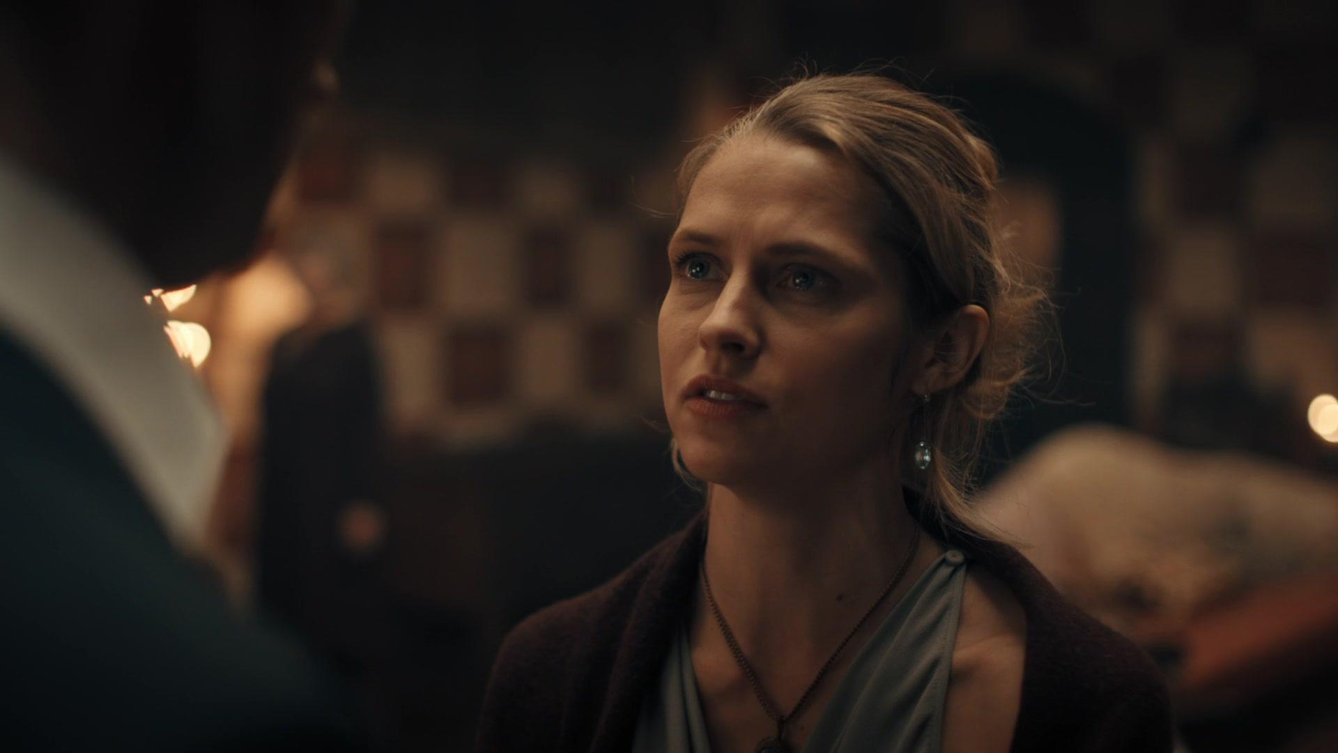 A_Discovery_of_Witches_S01E04_1080p_ATP_5886.jpg