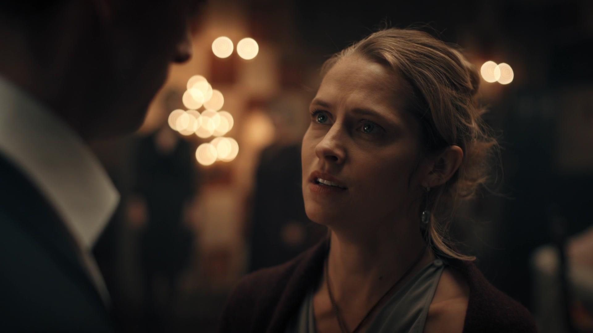 A_Discovery_of_Witches_S01E04_1080p_ATP_5915.jpg