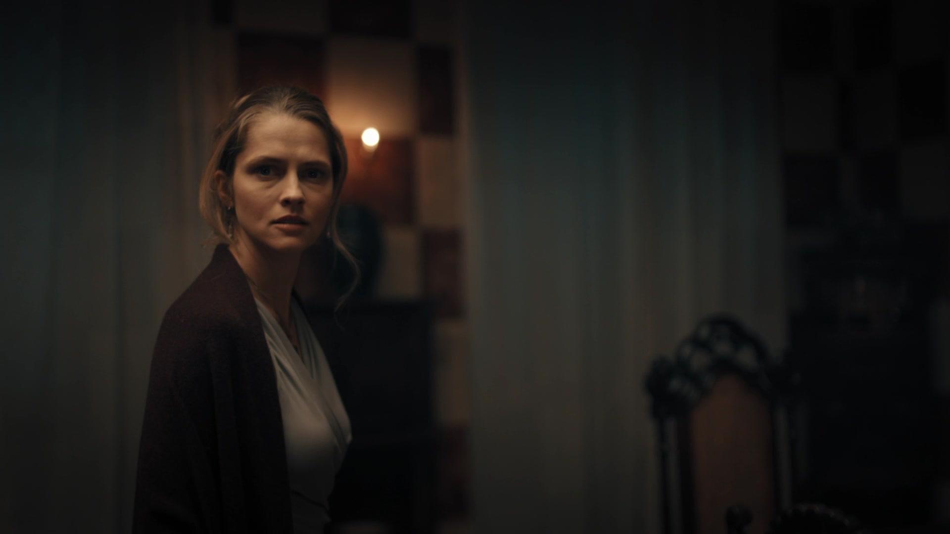 A_Discovery_of_Witches_S01E04_1080p_ATP_5938.jpg