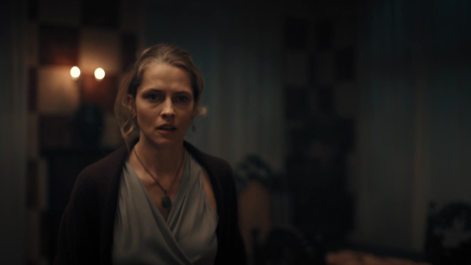 A_Discovery_of_Witches_S01E04_1080p_ATP_5944.jpg