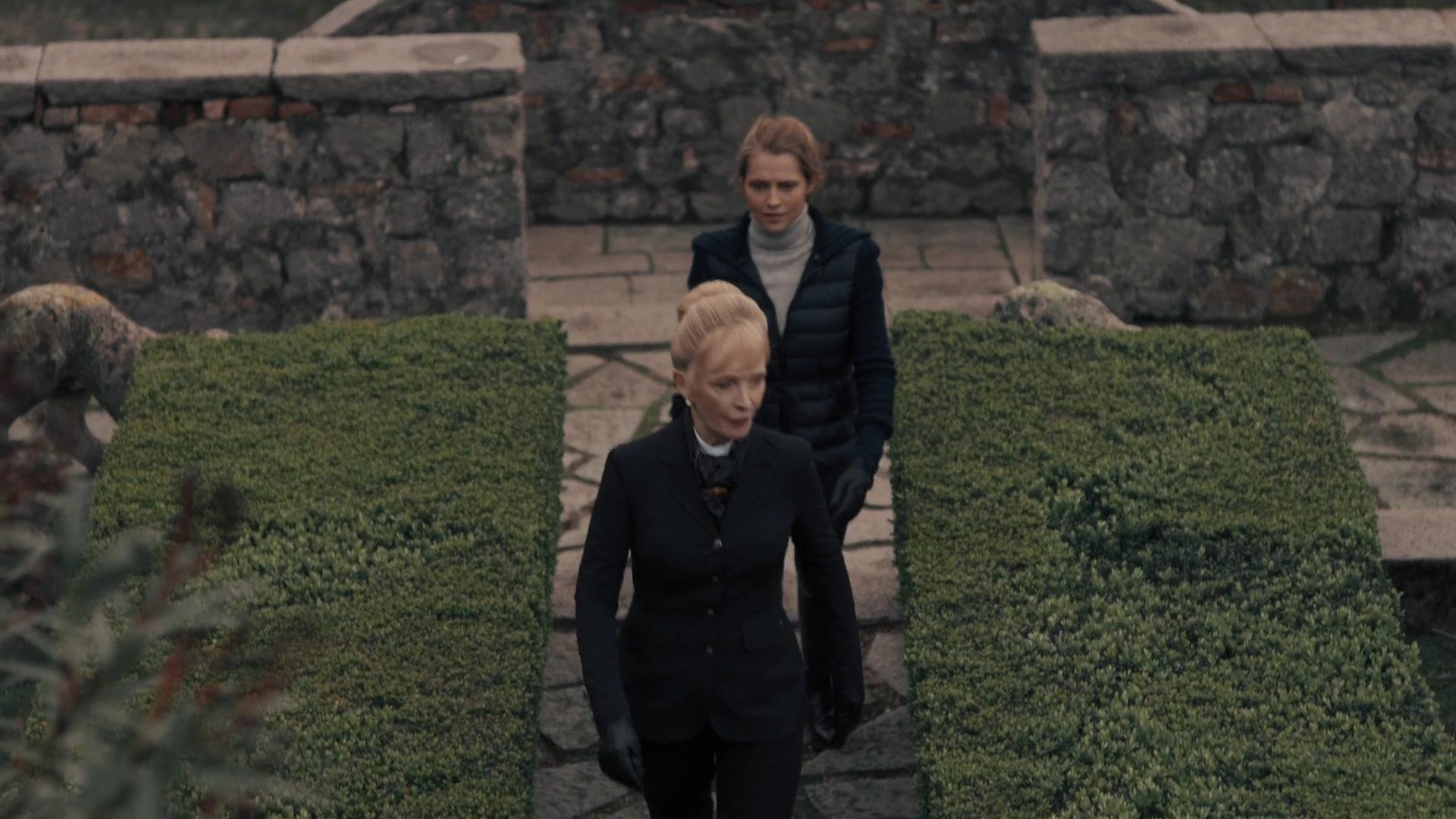 A_Discovery_of_Witches_S01E05_1080p_ATP_0686.jpg A_Discovery_of_Witches_S01E05_1080p_ATP_0686.jpg
