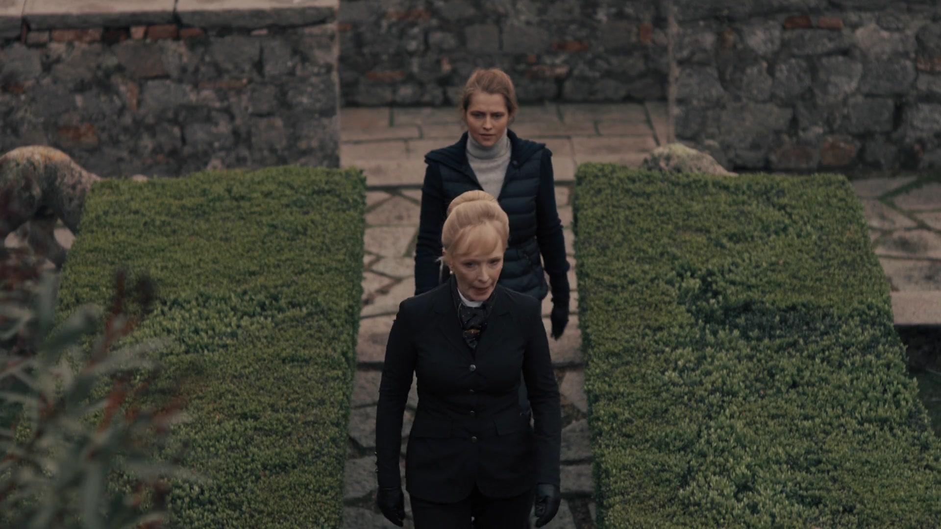 A_Discovery_of_Witches_S01E05_1080p_ATP_0687.jpg A_Discovery_of_Witches_S01E05_1080p_ATP_0687.jpg