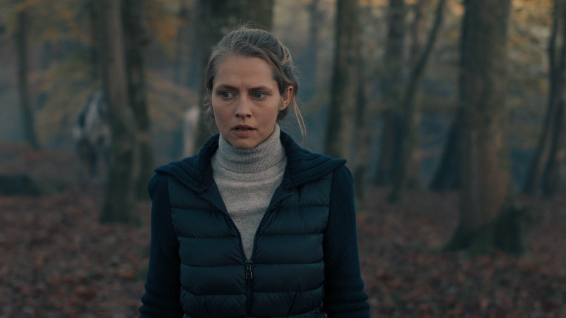 A_Discovery_of_Witches_S01E05_1080p_ATP_1005.jpg