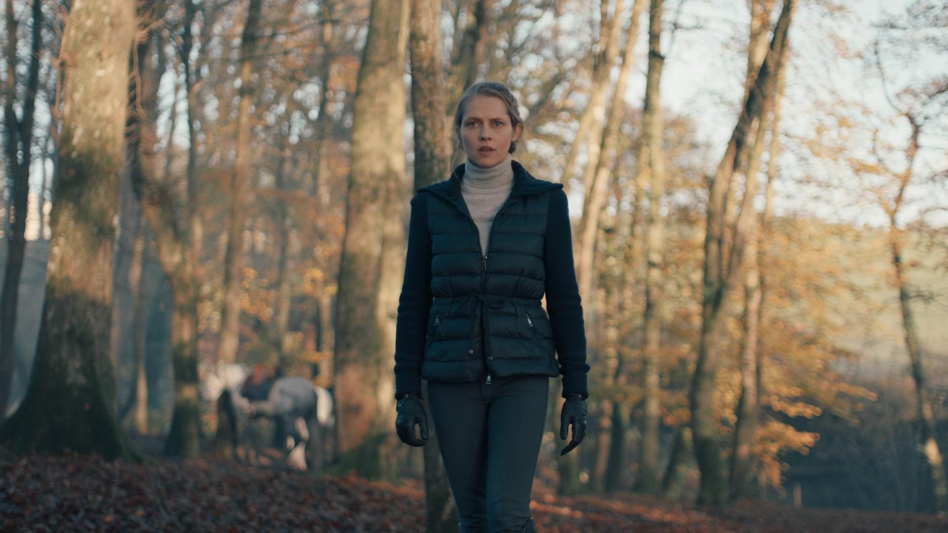 A_Discovery_of_Witches_S01E05_1080p_ATP_1357.jpg