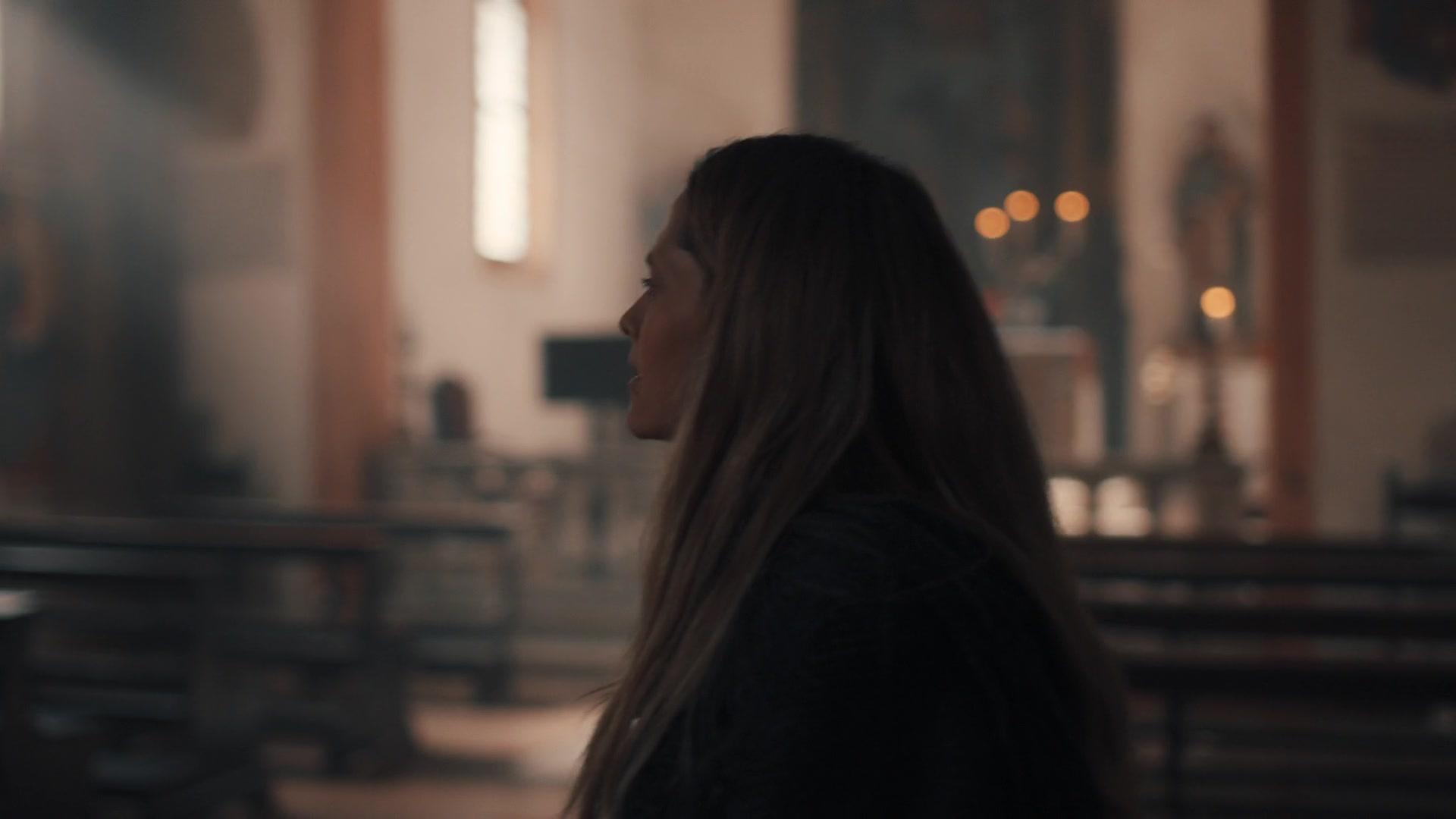 A_Discovery_of_Witches_S01E05_1080p_ATP_2214.jpg