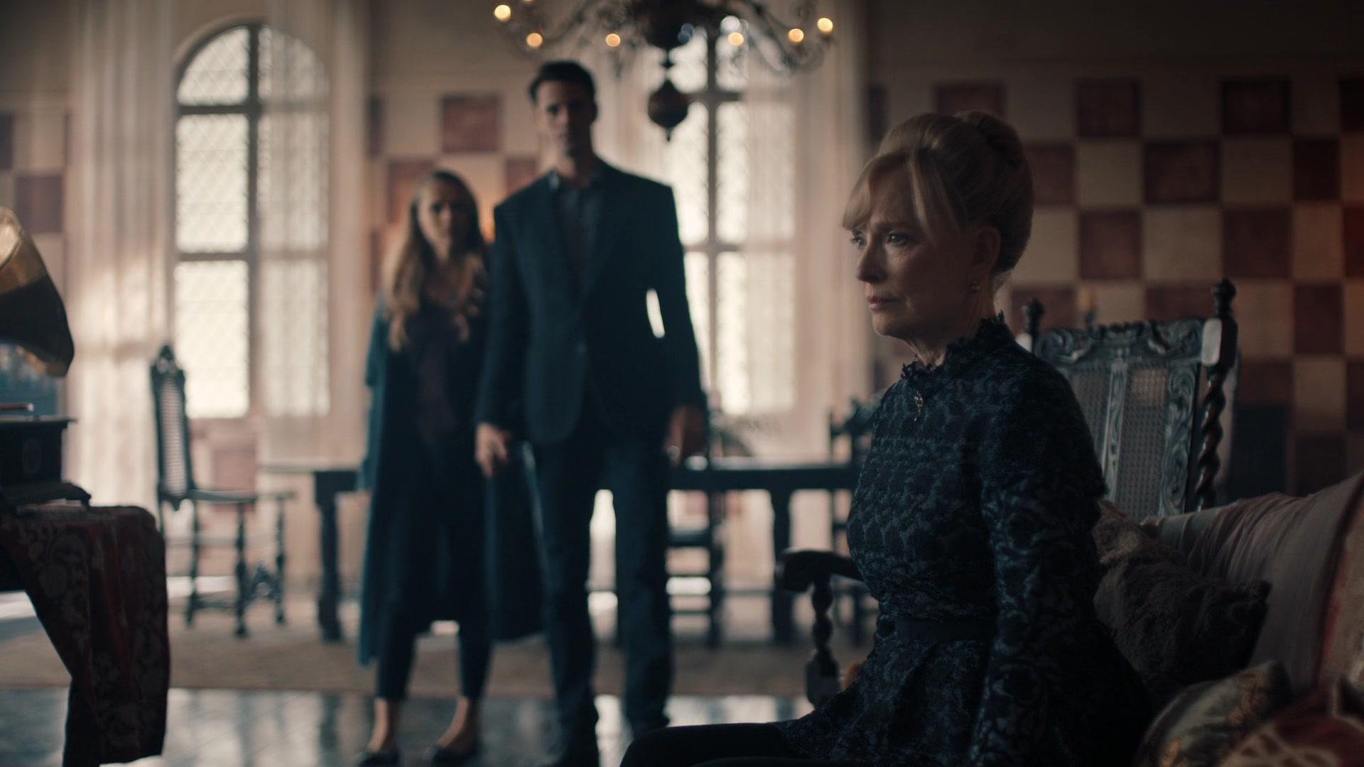 A_Discovery_of_Witches_S01E05_1080p_ATP_4385.jpg A_Discovery_of_Witches_S01E05_1080p_ATP_4385.jpg
