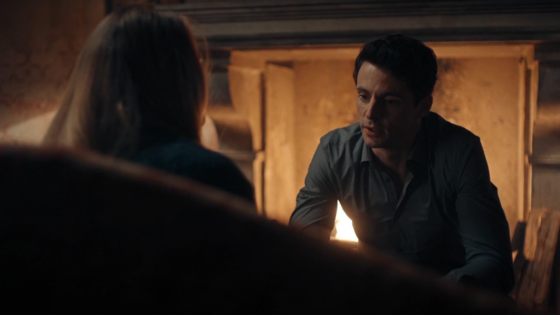 A_Discovery_of_Witches_S01E05_1080p_ATP_5144.jpg