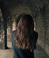 A_Discovery_of_Witches_S01E05_1080p_ATP_1767.jpg