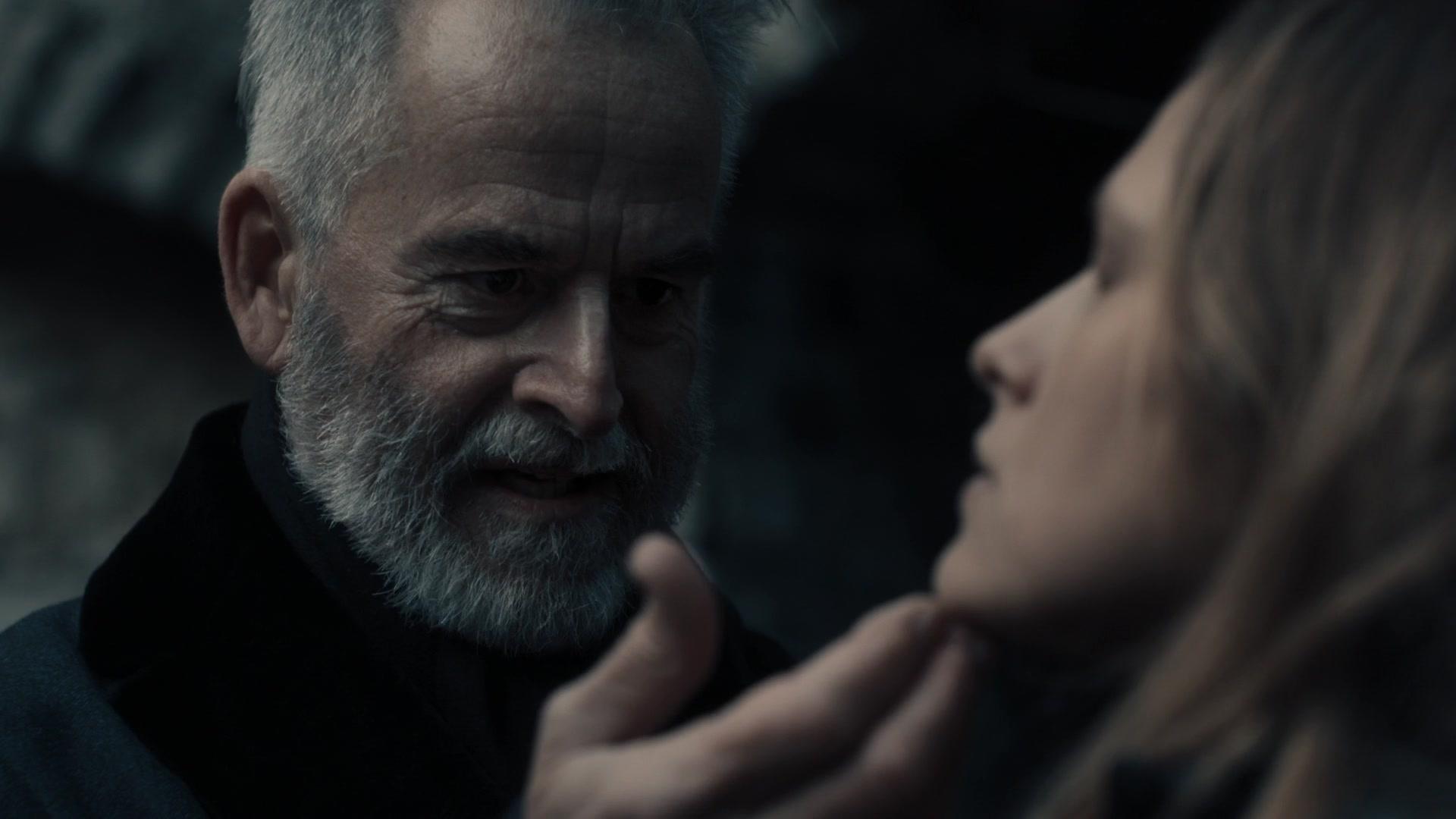 A_Discovery_of_Witches_S01E06_1080p_ATP_0293.jpg A_Discovery_of_Witches_S01E06_1080p_ATP_0293.jpg