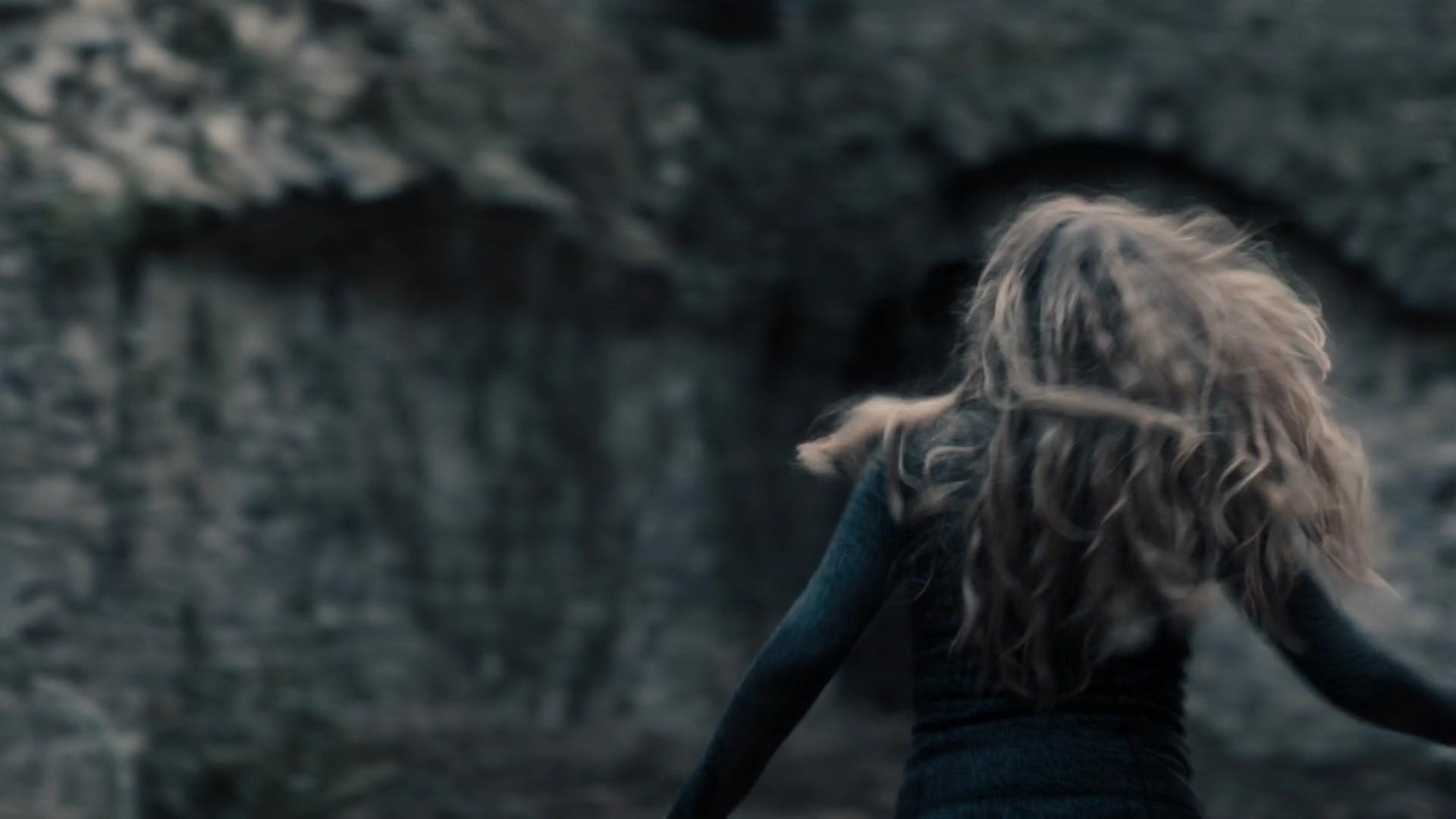 A_Discovery_of_Witches_S01E06_1080p_ATP_0442.jpg A_Discovery_of_Witches_S01E06_1080p_ATP_0442.jpg