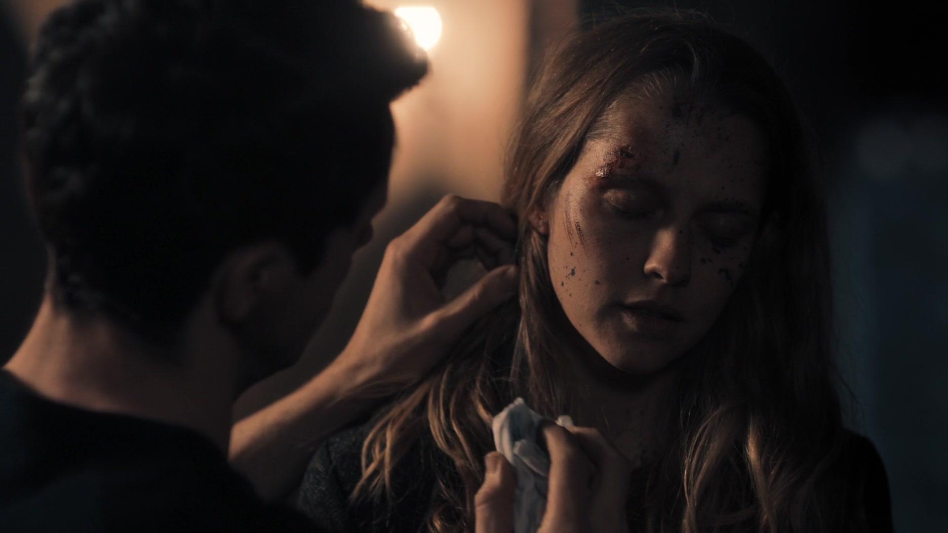 A_Discovery_of_Witches_S01E06_1080p_ATP_4212.jpg