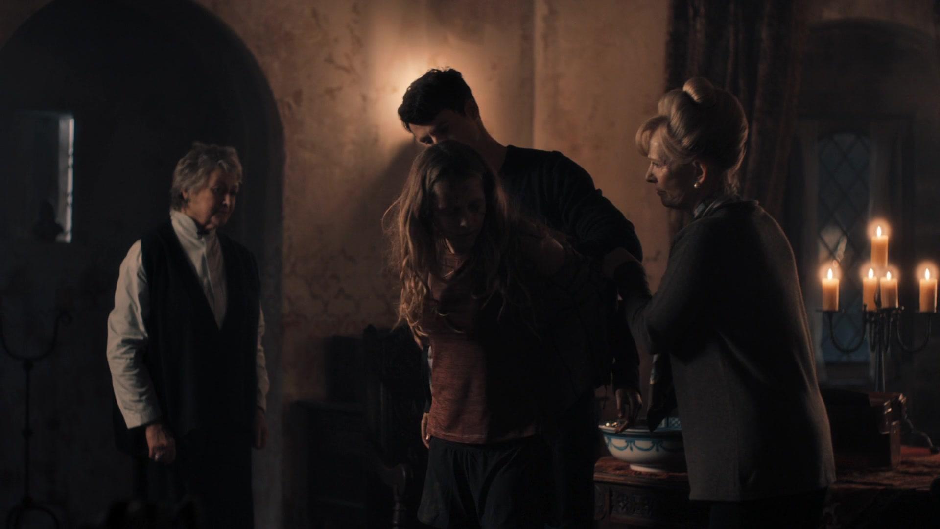 A_Discovery_of_Witches_S01E06_1080p_ATP_4295.jpg A_Discovery_of_Witches_S01E06_1080p_ATP_4295.jpg