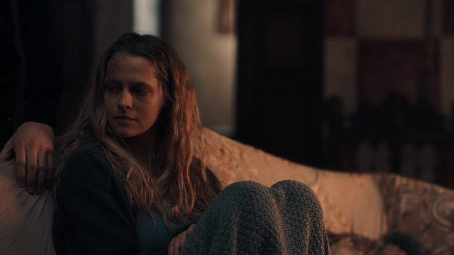 A_Discovery_of_Witches_S01E06_1080p_ATP_5338.jpg