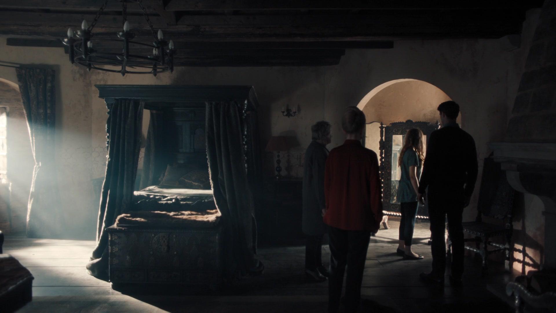 A_Discovery_of_Witches_S01E06_1080p_ATP_6237.jpg