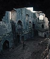 A_Discovery_of_Witches_S01E06_1080p_ATP_1008.jpg