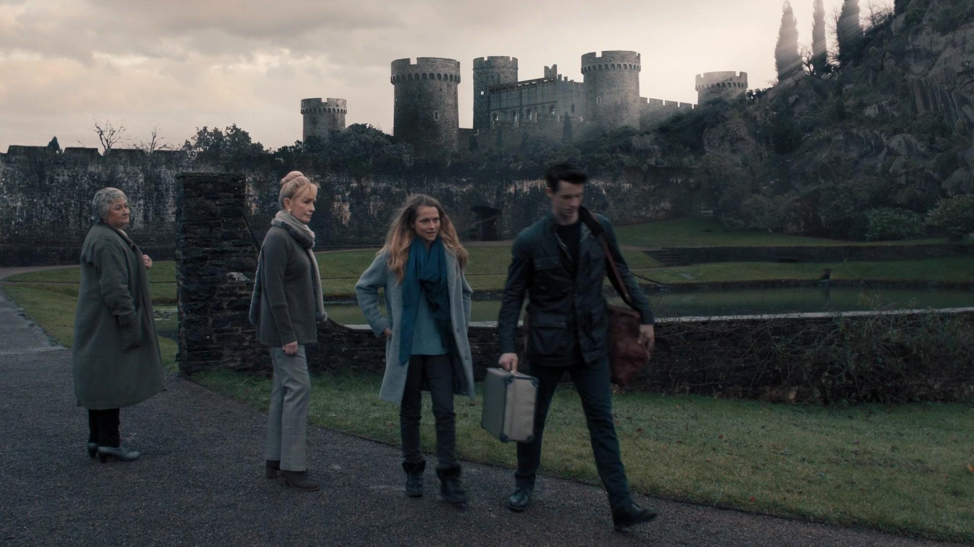 A_Discovery_of_Witches_S01E07_1080p_ATP_0121.jpg