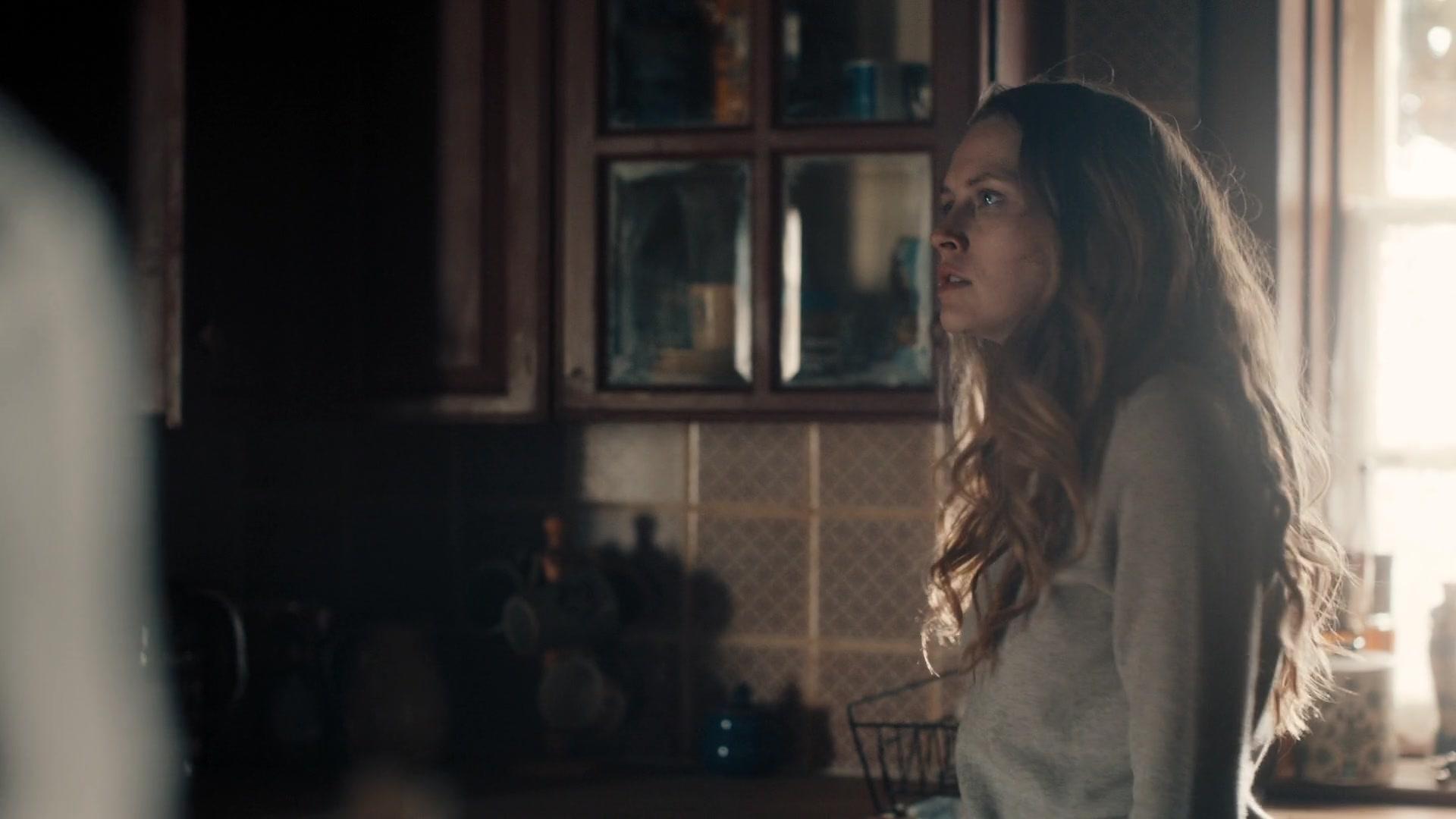 A_Discovery_of_Witches_S01E07_1080p_ATP_3704.jpg