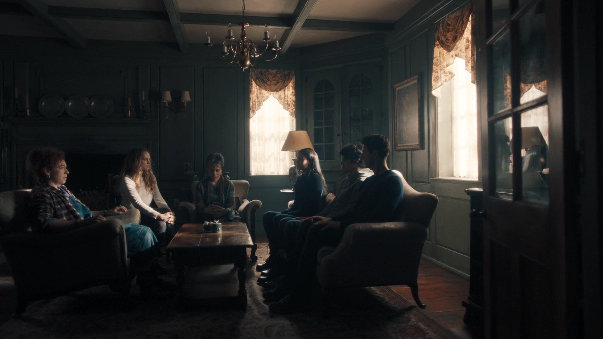 A_Discovery_of_Witches_S01E07_1080p_ATP_5290.jpg