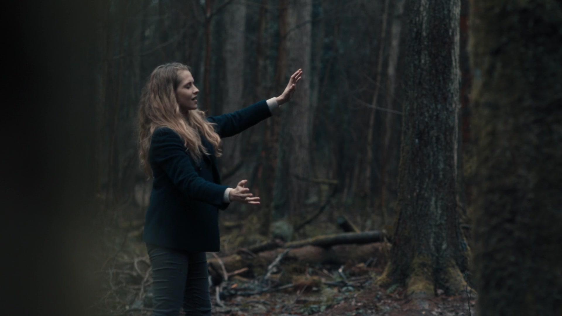 A_Discovery_of_Witches_S01E07_1080p_ATP_6193.jpg