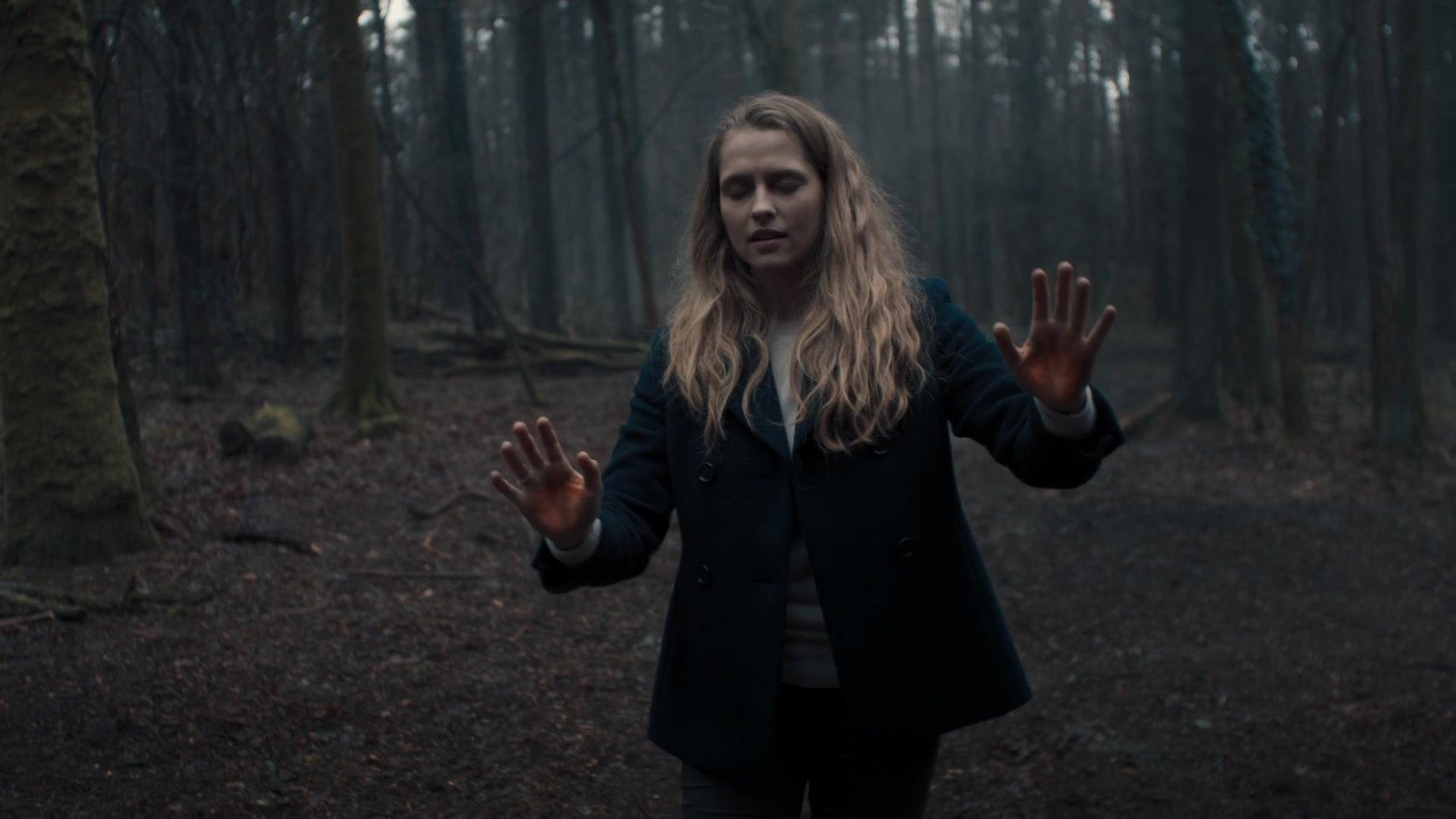 A_Discovery_of_Witches_S01E07_1080p_ATP_6202.jpg A_Discovery_of_Witches_S01E07_1080p_ATP_6202.jpg