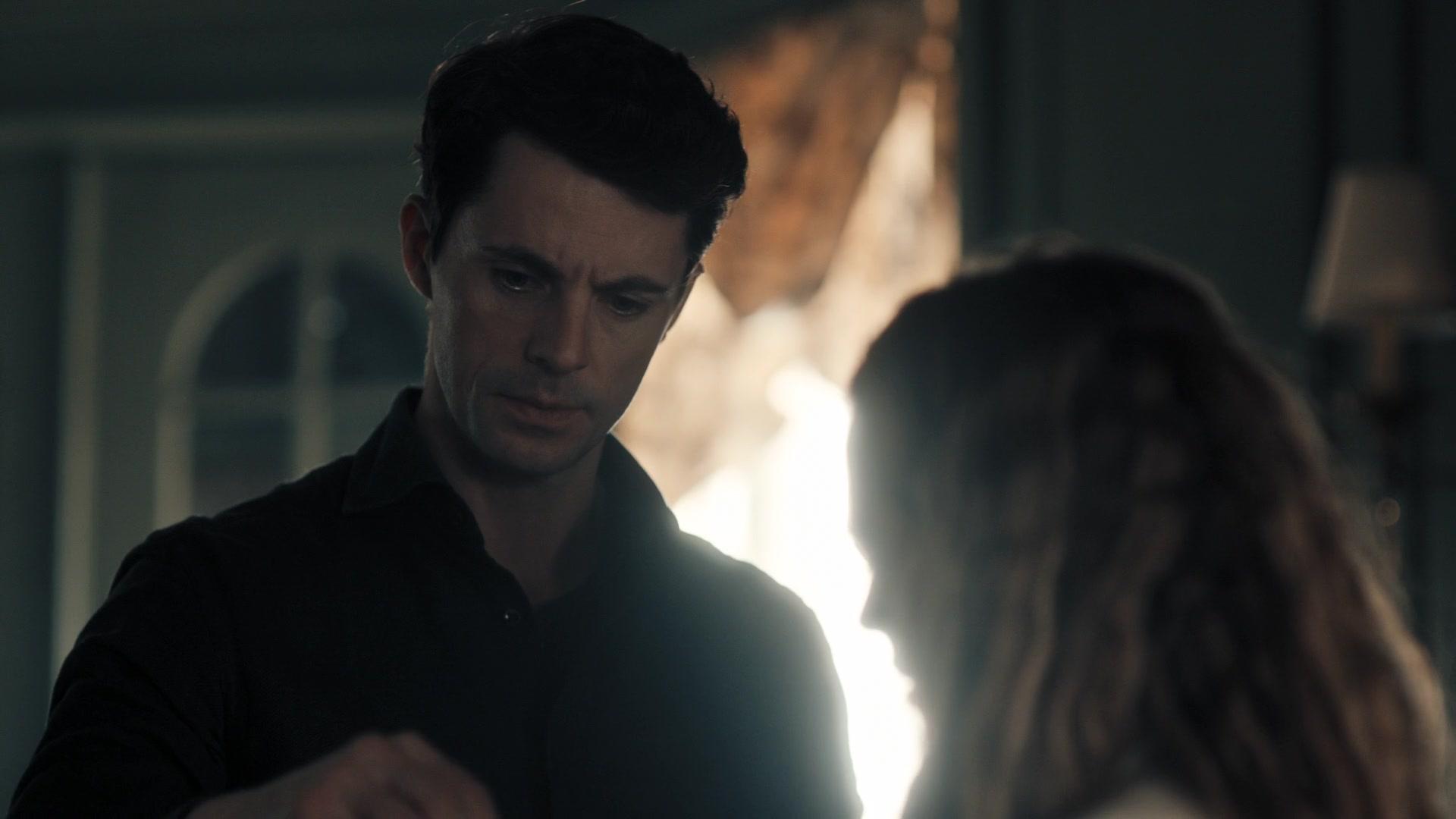 A_Discovery_of_Witches_S01E08_1080p_ATP_2004.jpg