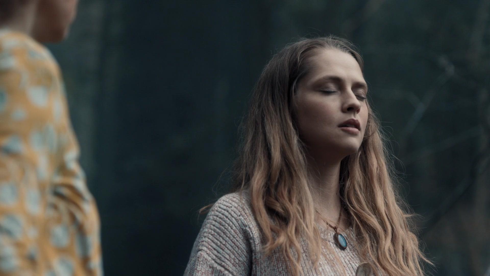 A_Discovery_of_Witches_S01E08_1080p_ATP_2316.jpg A_Discovery_of_Witches_S01E08_1080p_ATP_2316.jpg