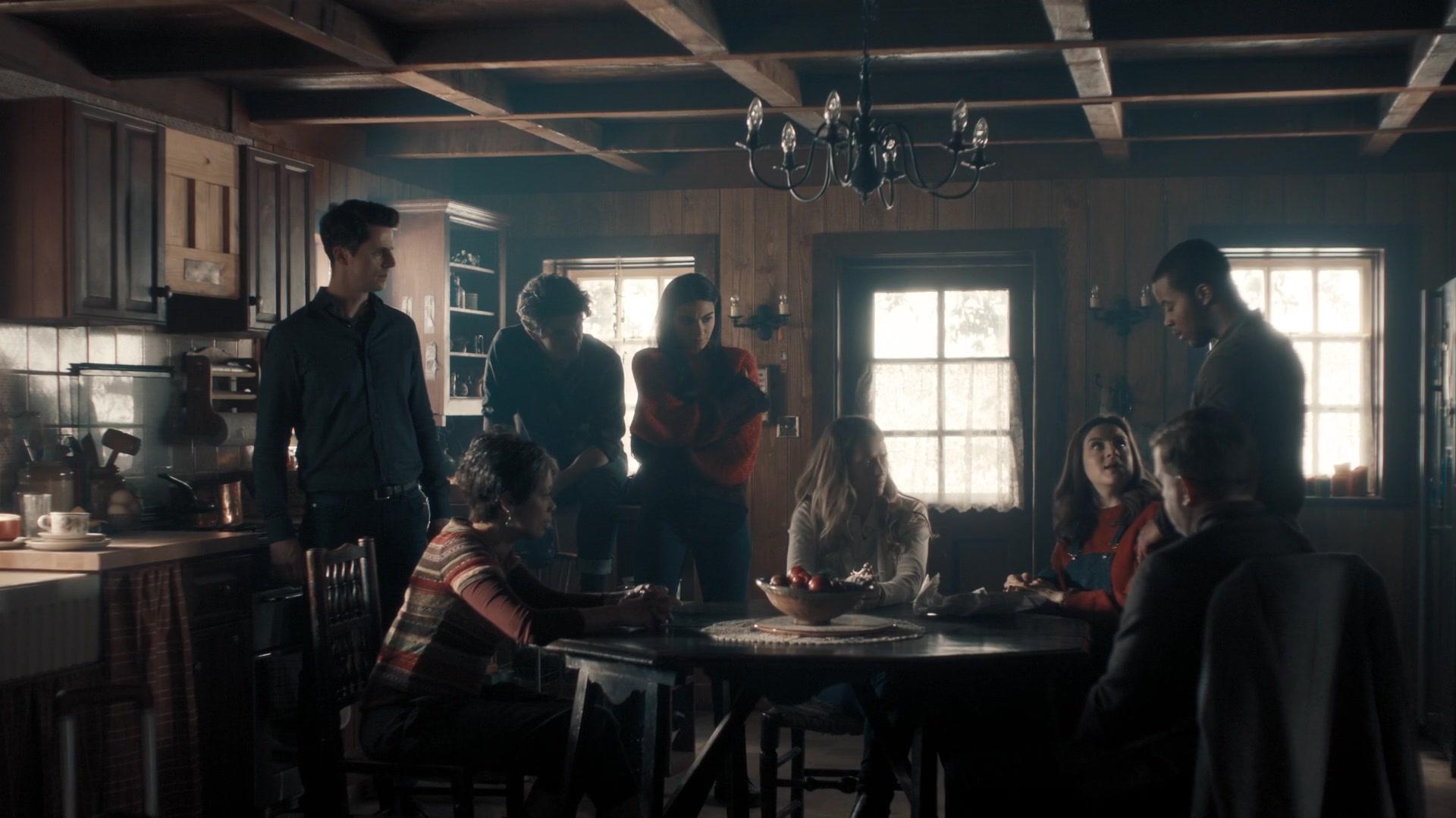 A_Discovery_of_Witches_S01E08_1080p_ATP_2915.jpg A_Discovery_of_Witches_S01E08_1080p_ATP_2915.jpg