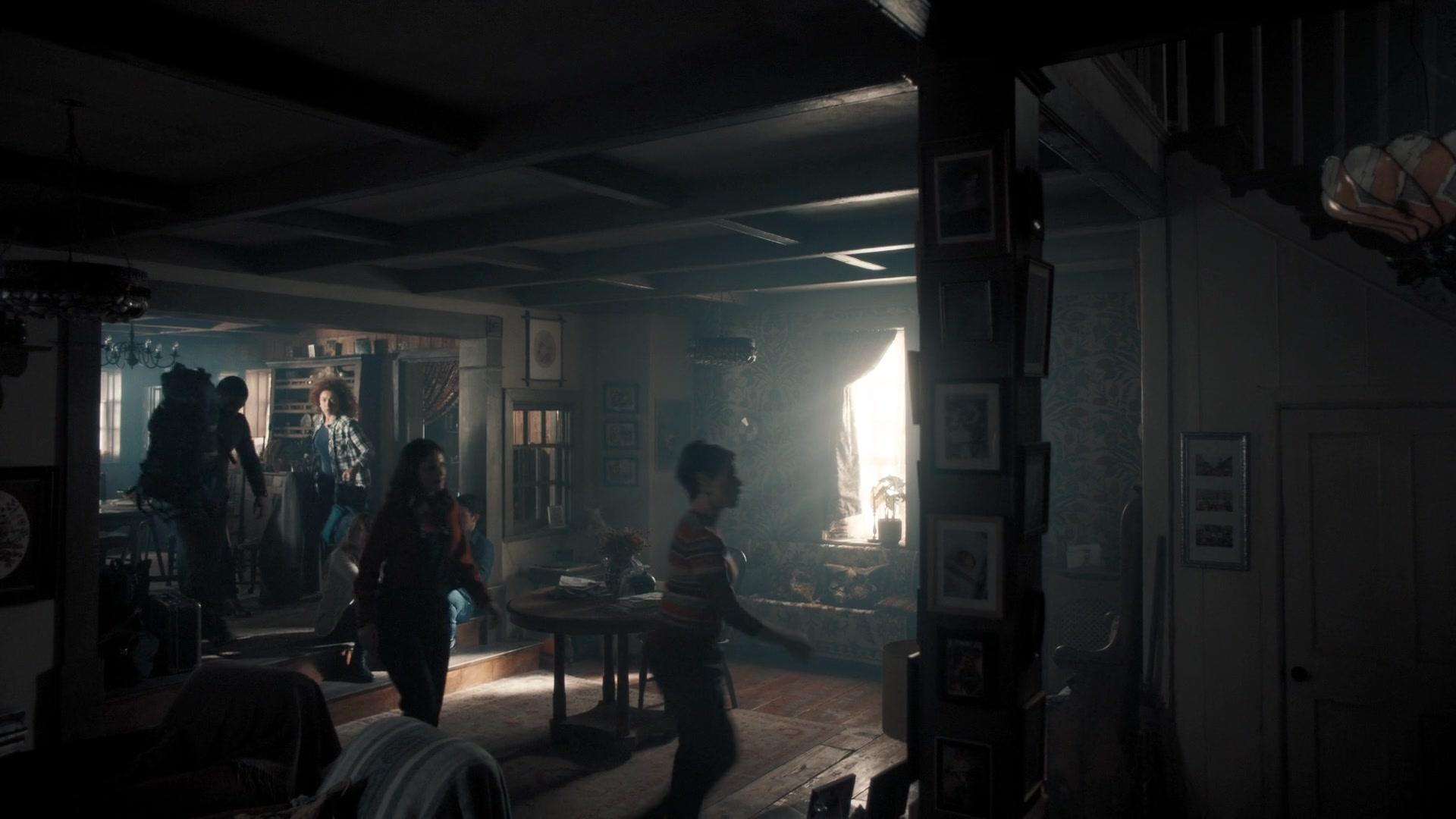 A_Discovery_of_Witches_S01E08_1080p_ATP_2982.jpg