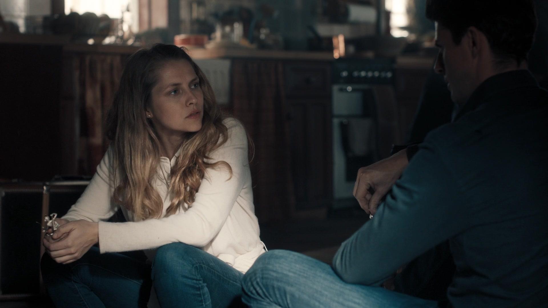 A_Discovery_of_Witches_S01E08_1080p_ATP_3046.jpg