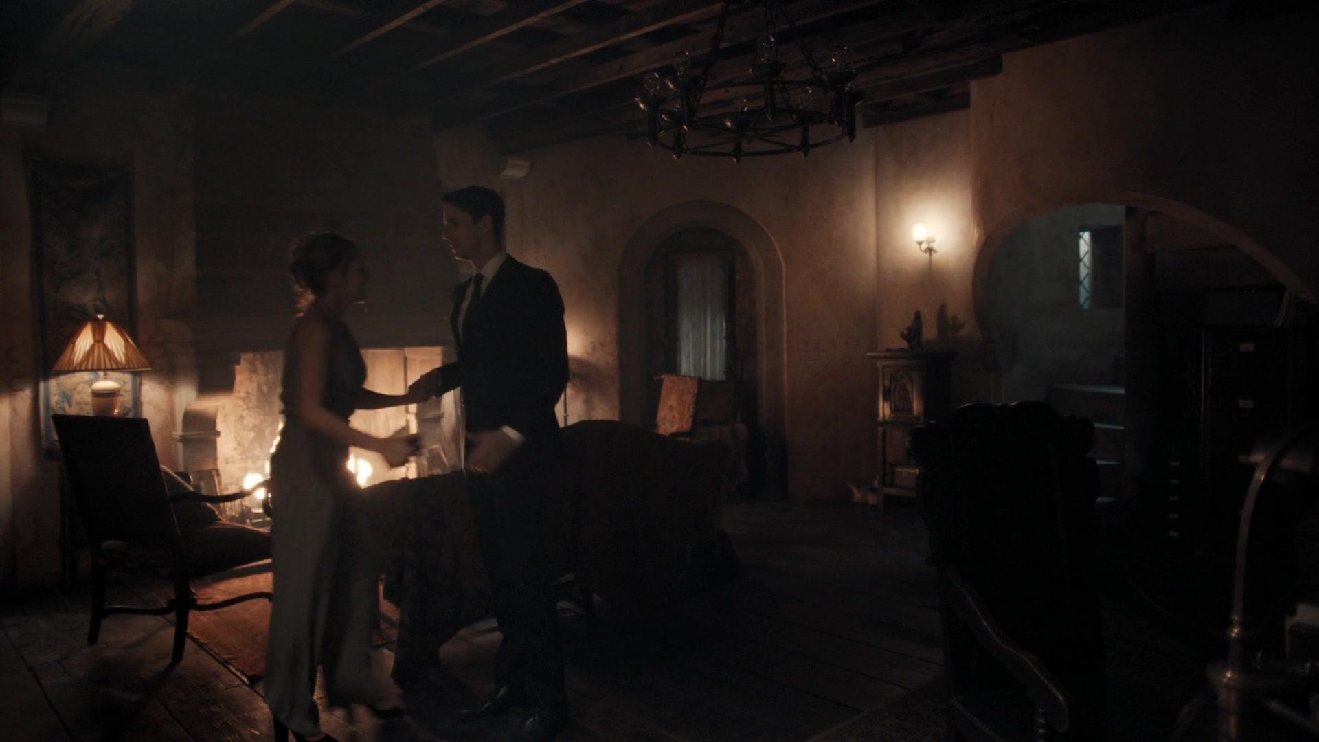 A_Discovery_of_Witches_S01E08_1080p_ATP_3522.jpg