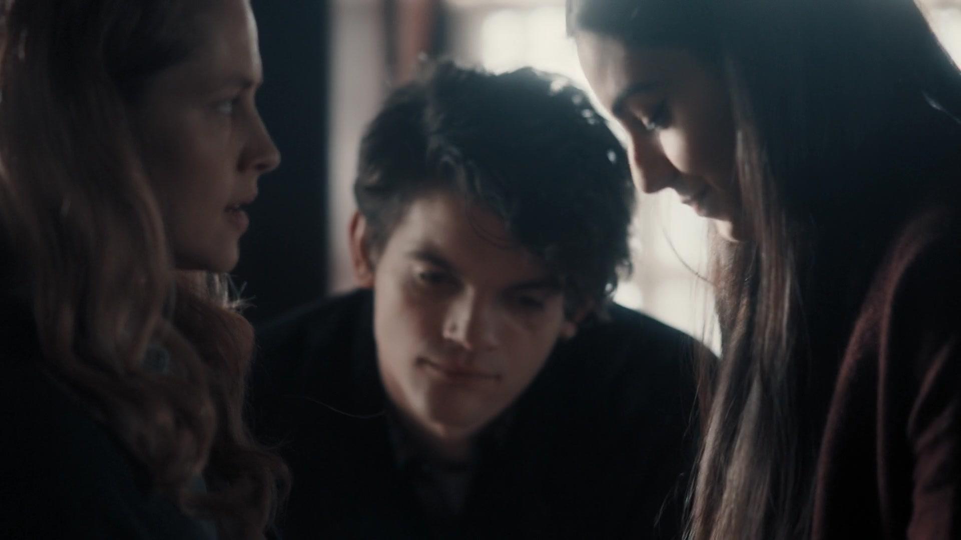 A_Discovery_of_Witches_S01E08_1080p_ATP_5696.jpg