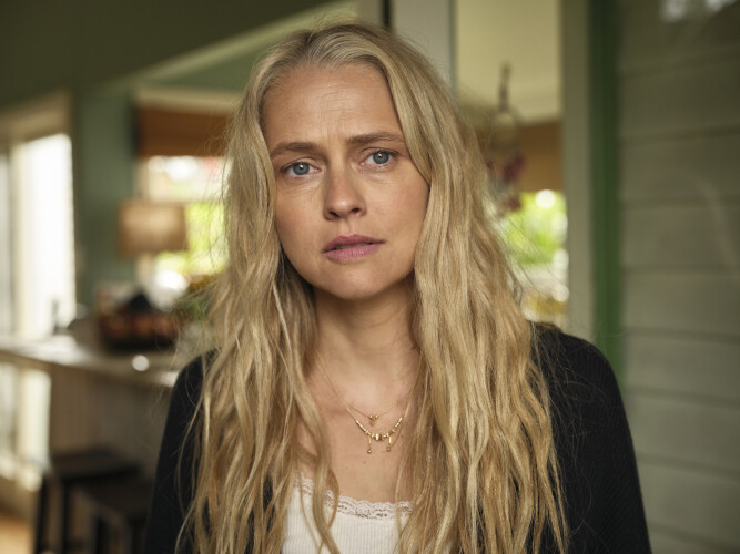 3x03
3x03