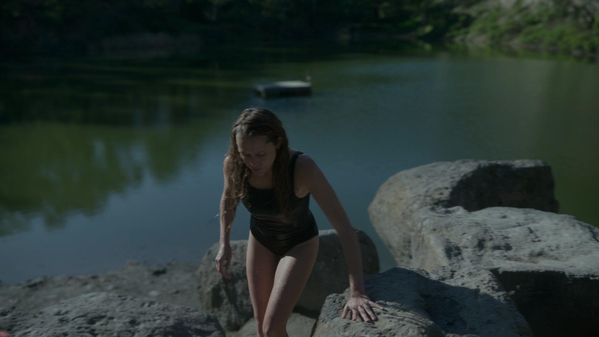 The_Clearing_2023_S01E02_Kindred_1080p_ATP_6334.jpg