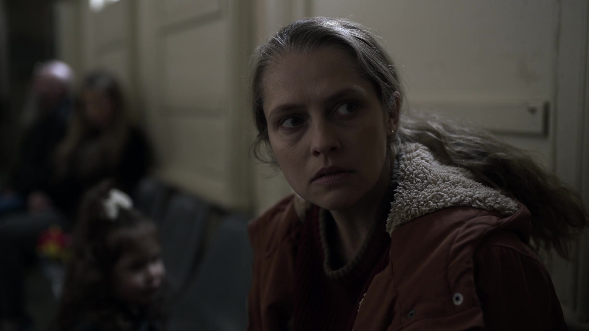 adoringteresap_theclearing_1x04_caps_0033.jpg