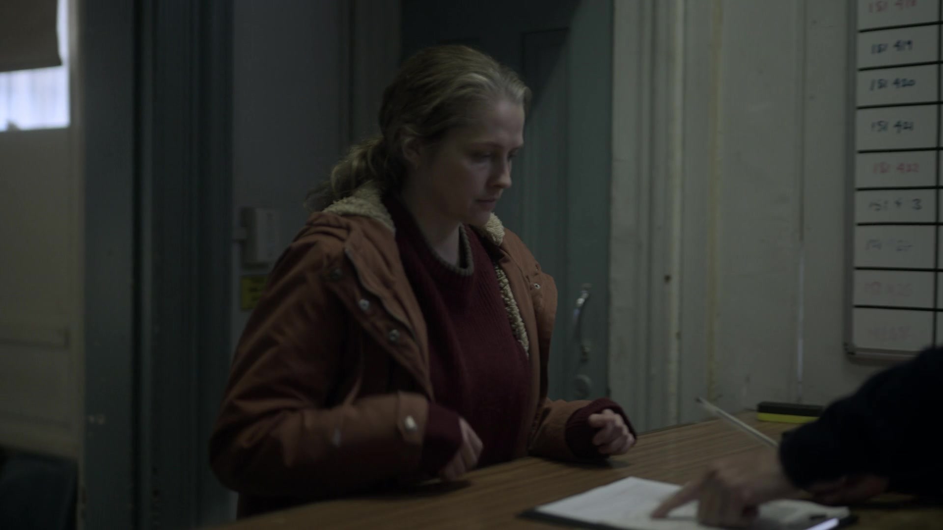 adoringteresap_theclearing_1x04_caps_0038.jpg adoringteresap_theclearing_1x04_caps_0038.jpg